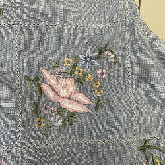 Vintage LizWear Vest Petite Chambray Blue Floral Embroidered Small - Picture 4 of 11